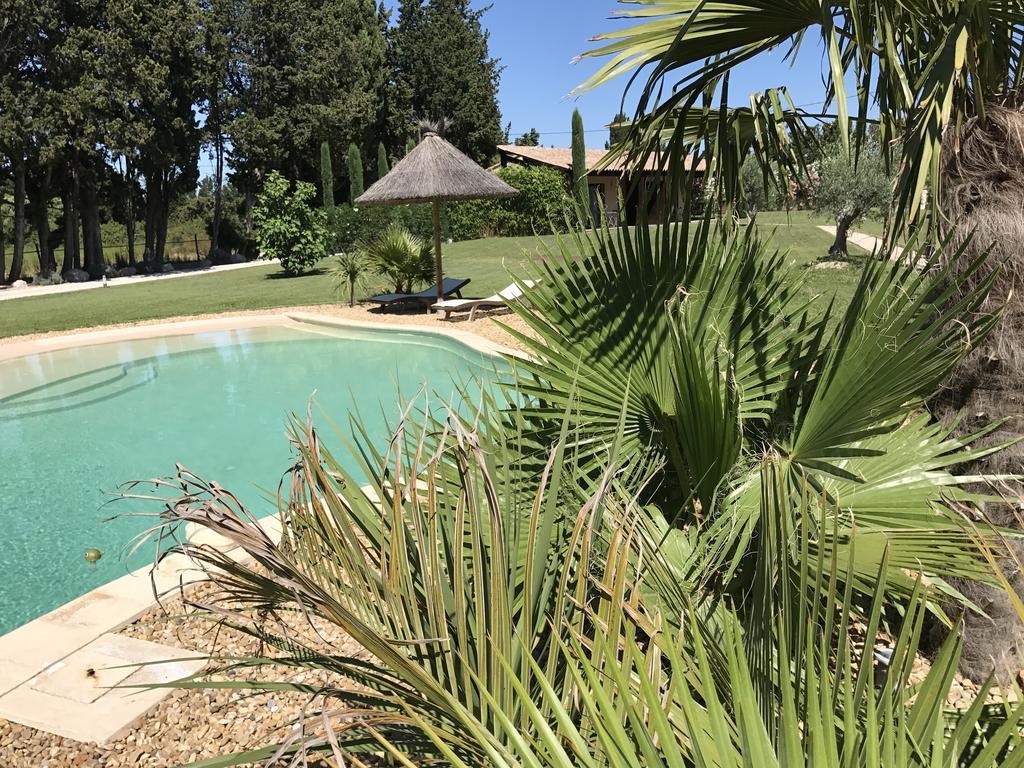 Mas Des Limites Bed & Breakfast Rognonas Luaran gambar