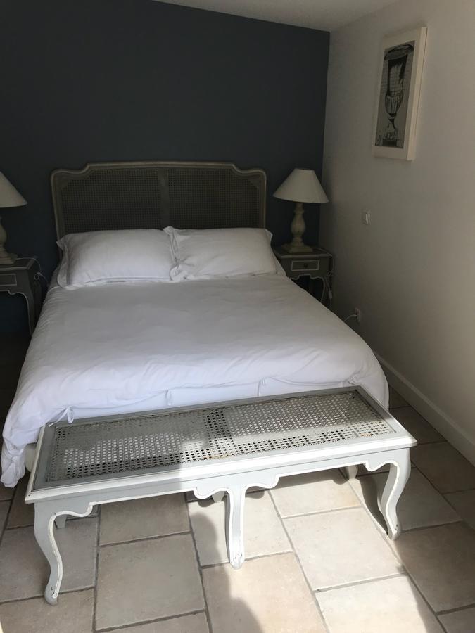 Mas Des Limites Bed & Breakfast Rognonas Luaran gambar
