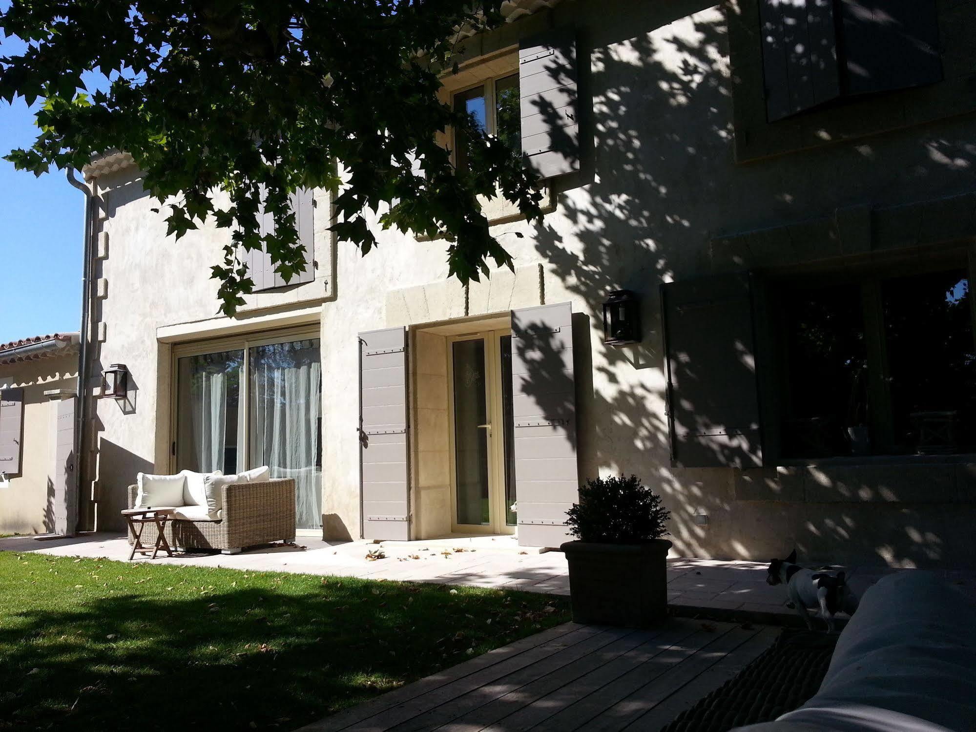 Mas Des Limites Bed & Breakfast Rognonas Luaran gambar