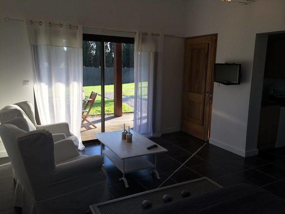 Mas Des Limites Bed & Breakfast Rognonas Luaran gambar