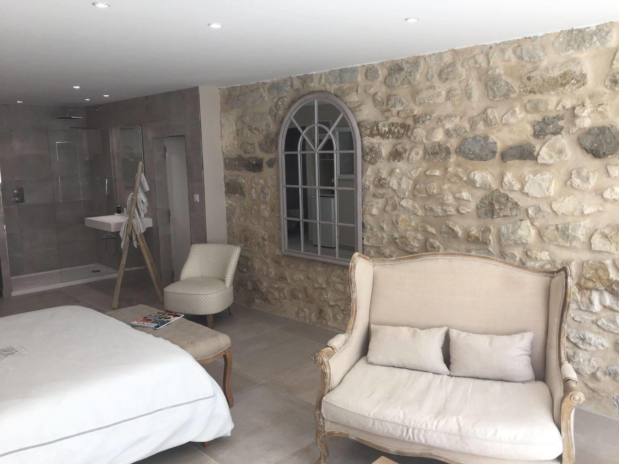 Mas Des Limites Bed & Breakfast Rognonas Luaran gambar