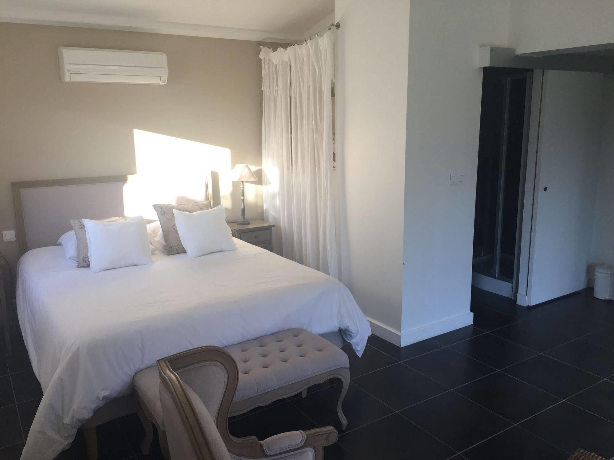 Mas Des Limites Bed & Breakfast Rognonas Luaran gambar